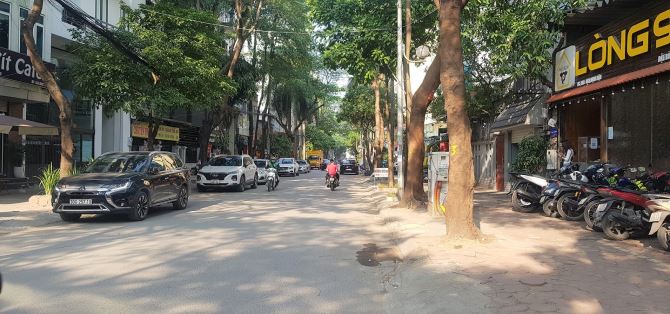 Bán đất Dương Khuê 500m, MT 32m, pháp lý rõ ràng. Giá chỉ 18.5 tỷ 0975626023 13189740