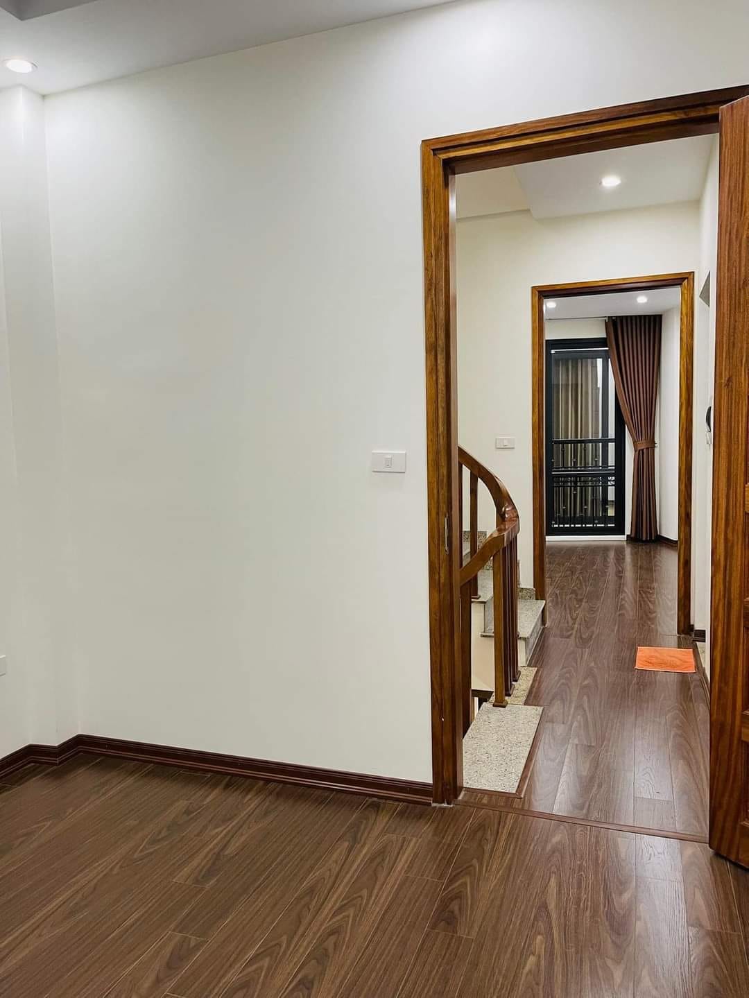 Bán nhà đẹp phố Hoàng Quốc Việt Cầu Giấy 43m2 5tầng 4.95tỷ gần ôtô (3) 13191618