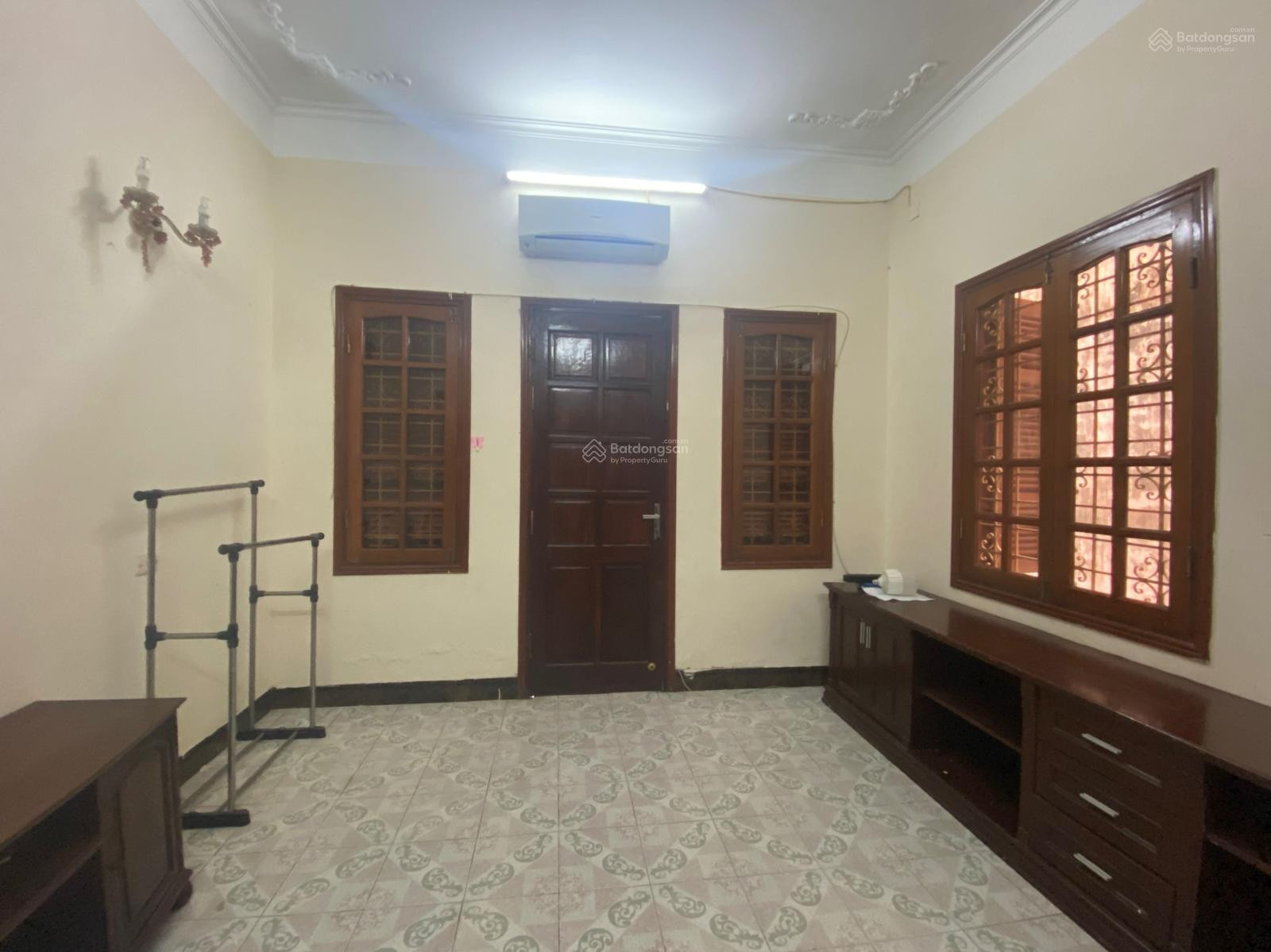 Cho thuê nhà riêng ngõ Vương Thừa Vũ Phường Khương Trung, Thanh Xuân, Hà Nội 13193966