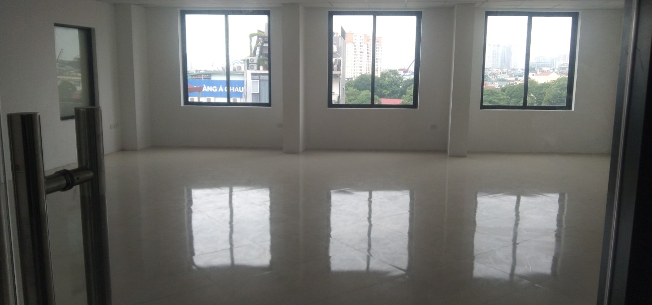 Chính chủ cho thuê văn phòng view thoáng 80m2 mặt phố Trần Đại Nghĩa, Hai Bà Trưng, Hà Nội 13207108