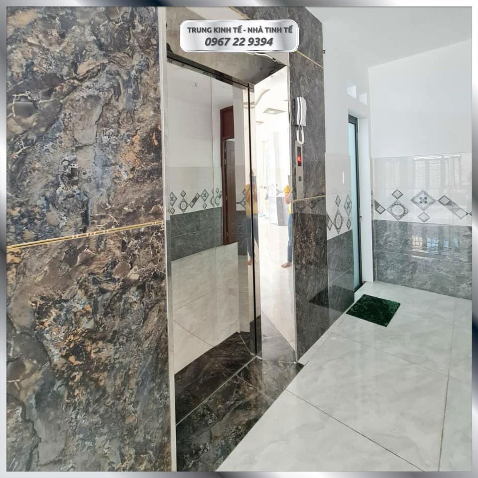 (HOT) Mặt tiền Trường Chinh, GẦN Mũi tàu Cộng Hòa, CĂN GÓC, 13 x 20, 210m2 chỉ 18 tỷ, 0967229394 13209119