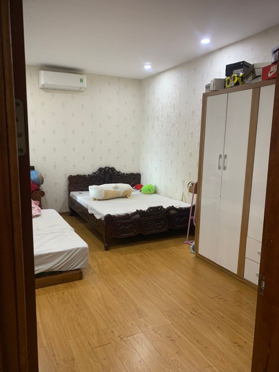 Chính chủ cần bán căn hộ 2 ngủ sửa được lên 3 ngủ 91m2 tòa nhà PICO 173 Xuân Thủy Cầu Giấy Hà Nội 13216393