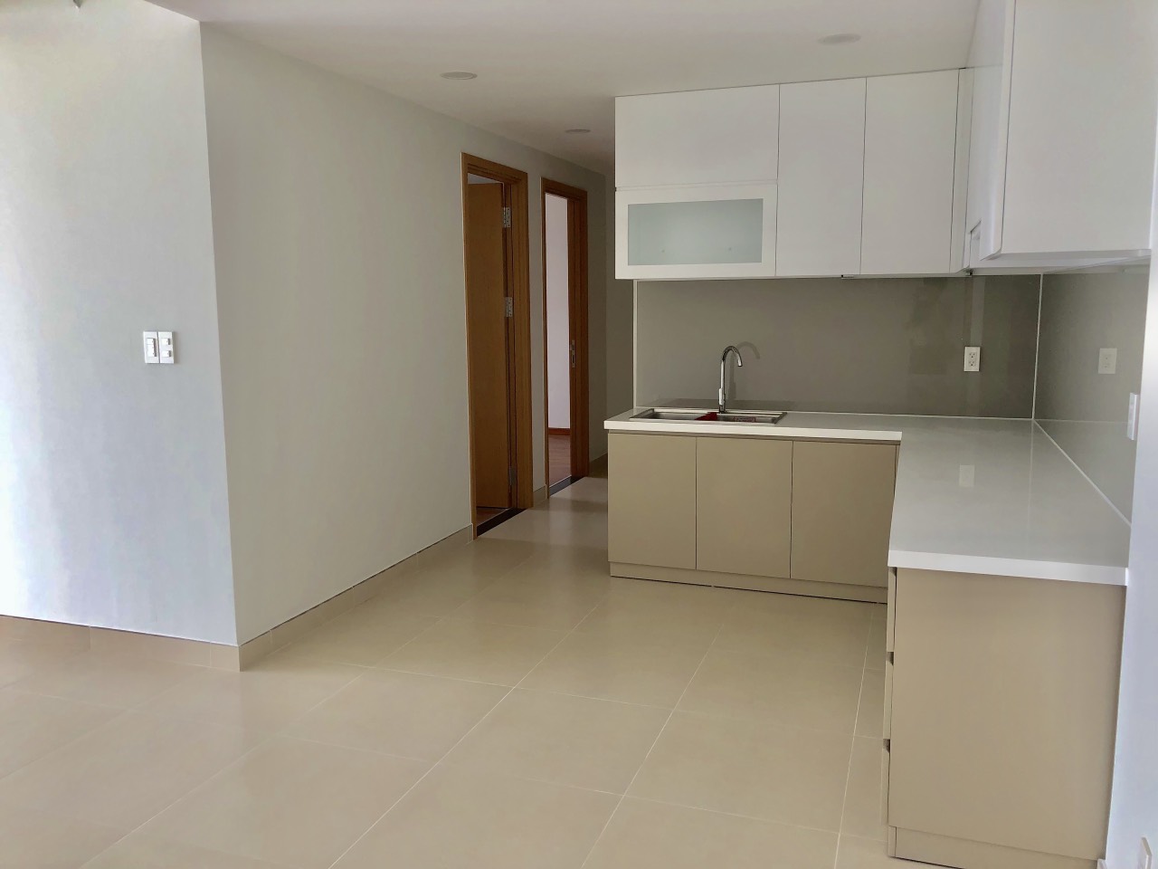 Cho thuê căn hộ Carillon 7, Q. Tân Phú, 86m2 2PN/2WC, NTCB nhà mới, view Đầm Sen cực thoáng mát  13218078