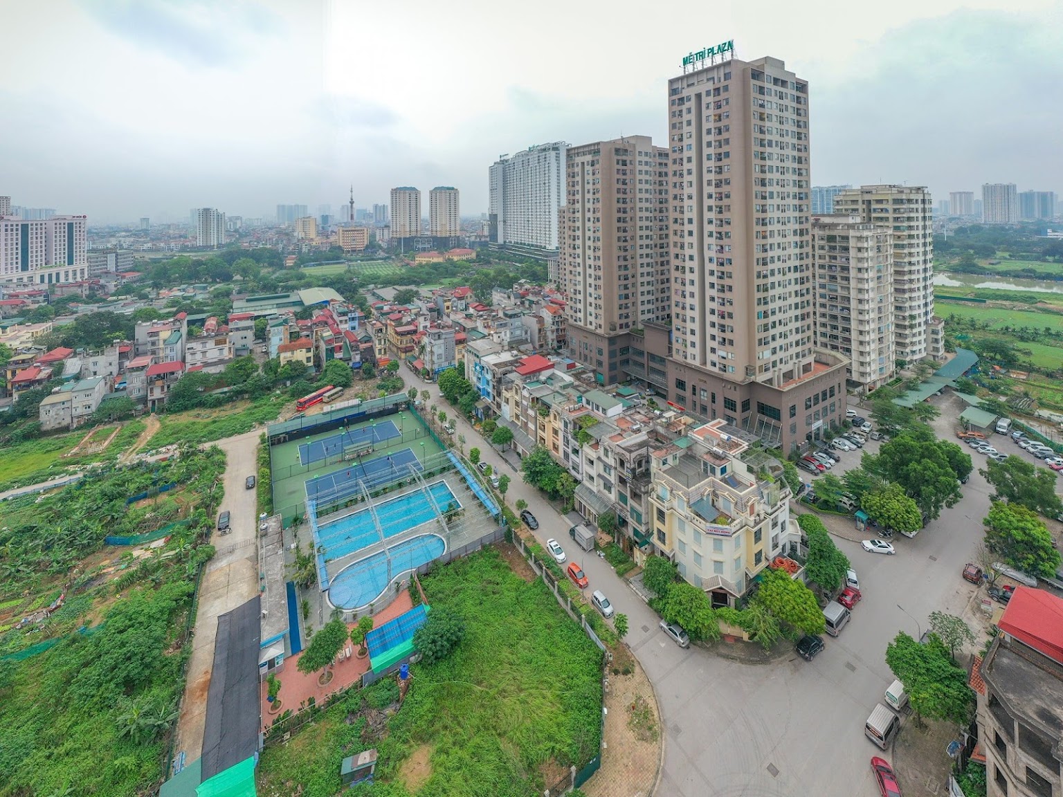 Bán căn hộ duplex xây thô nguyên bản ở VOV Mễ Trì gần 200m2 có thương lượng, 2x tr/m 13229109