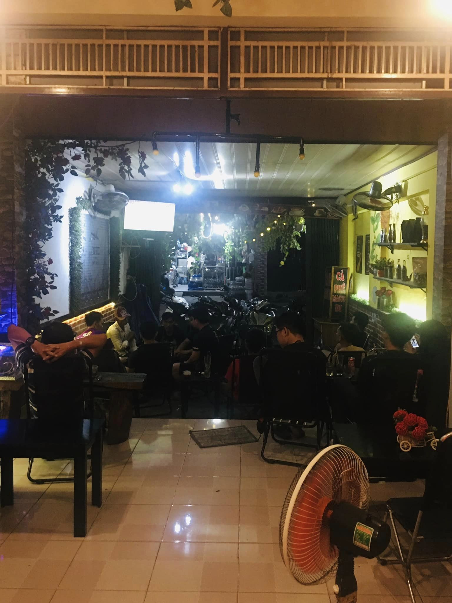 GÓC SANG NHƯỢNG QUÁN CAFE Ở HÓC MÔN 13253437