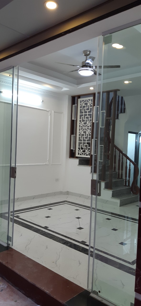 Cắt lỗ mùa WORLD CUP bán gấp nhà mới xây 5T ĐỐI DIỆN AEON LONG BIÊN trên dưới 3 tỷ có TL 13256470