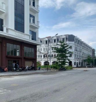 Nhỉnh 5 tỷ Có ngay Bán Biệt Thự Liền Kề Khu Đấu Giá Lai Xá 80m2 mặt 5m Oto tải Tránh, Sát trục đường 32 13256541