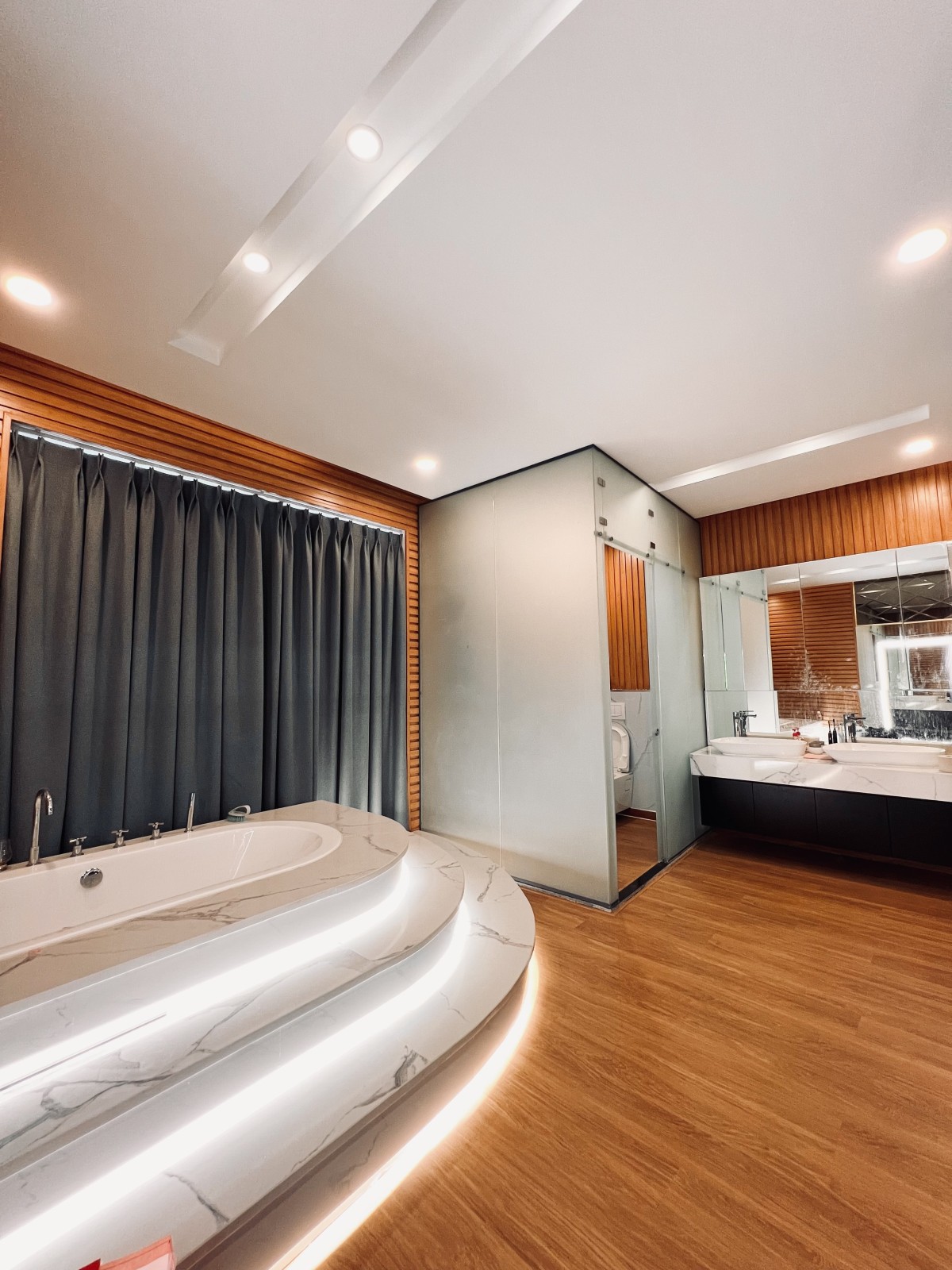 ĐÁO HẠN NGÂN HÀNG BÁN NHANH BIỆT THỰ QUẬN BÌNH THẠNH CHỈ 12 TỶ 9 13267727