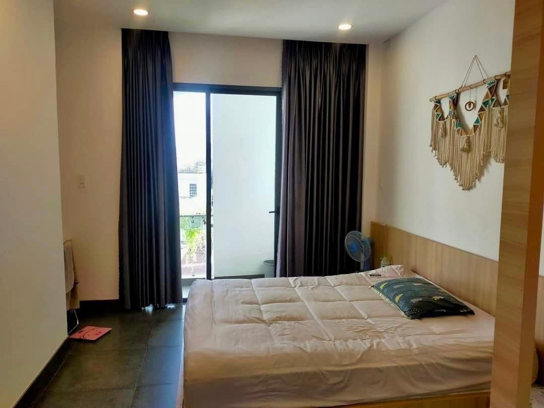 Bán Nhà Mặt tiền Đồng Đen - ngay Bàu Cát đôi, 64m2 (4x16), 5 Tầng, 18.9 tỷ (TL) 13281667