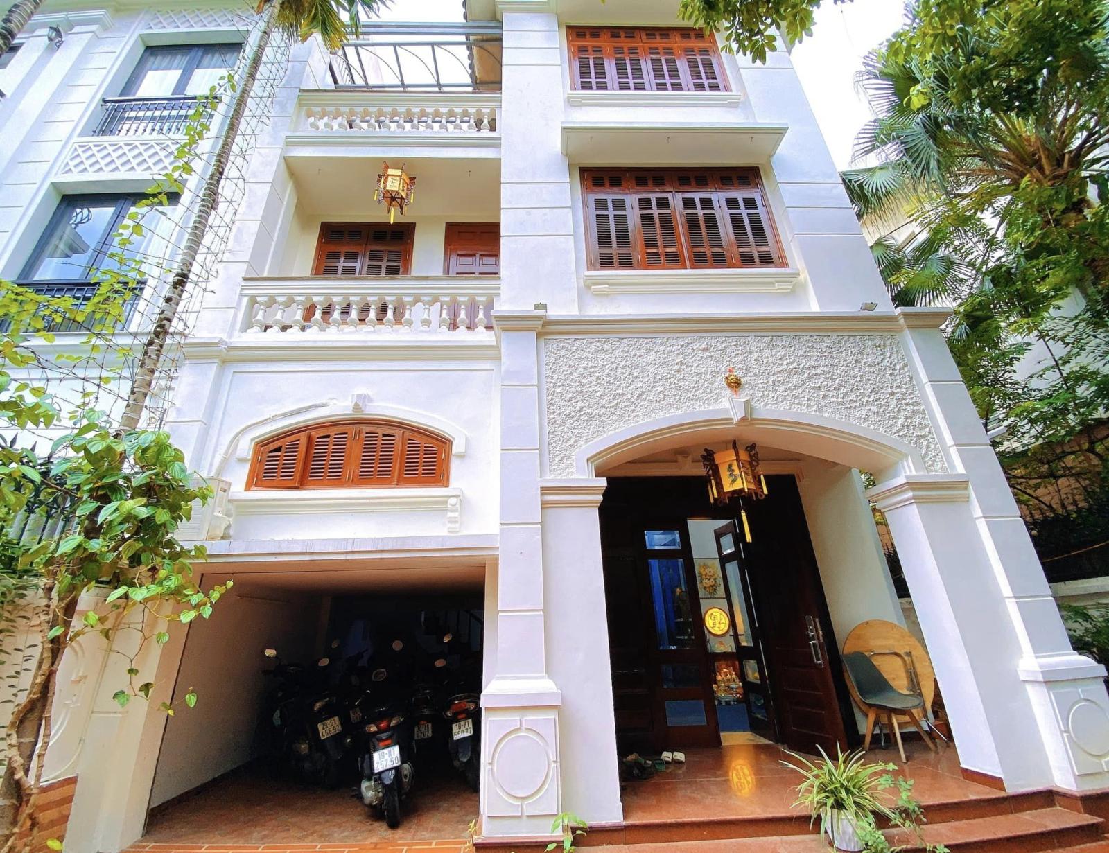 Biệt thự Mỹ Đình 200m Nhà mặt phố vuông góc Nguyễn Cơ Thạch Giá vỡ nợ 13283024