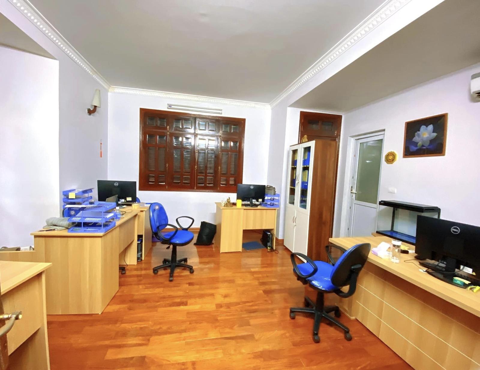 Biệt thự Mỹ Đình 200m Nhà mặt phố vuông góc Nguyễn Cơ Thạch Giá vỡ nợ 13283024