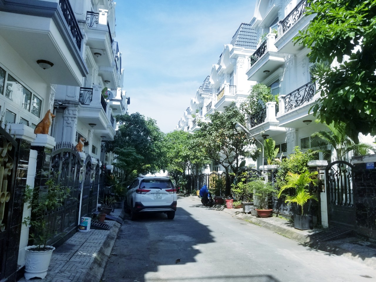 BIỆT THƯ MINI - QUẬN 12 - CÂP VÁCH GÒ VẤP - BẢO VỆ 24/24 - GIÁ CHỈ 6,1 TỶ. 13289641