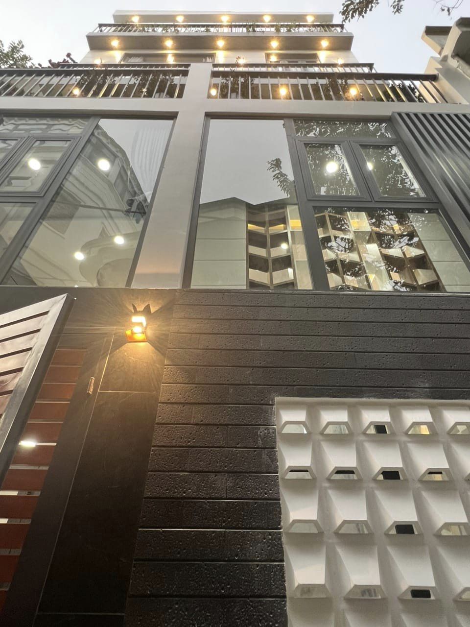 Nhà LêĐứcThọ P6 GòVấp trệt lửng2lầu ST Gara Ngang7 Giá6tỷ85TL TặngNTCC 13313788