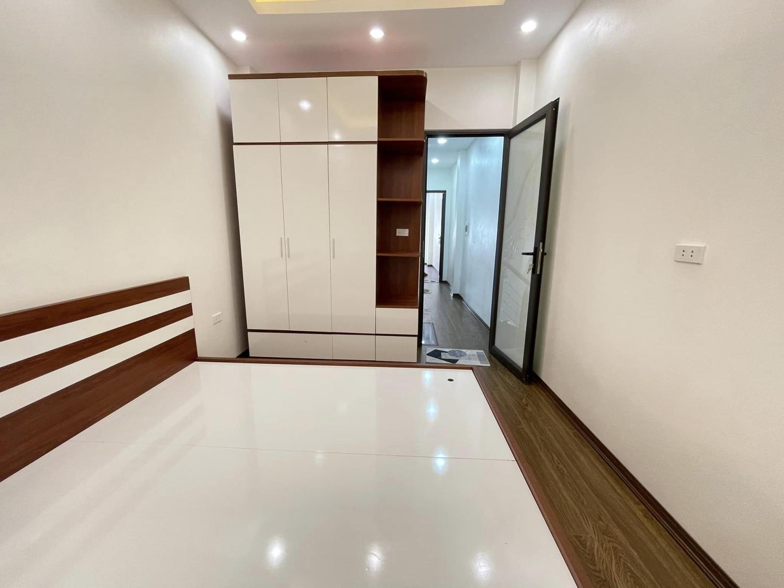 Gần Oto, Kinh Doanh, Nhà mới,  Phố Võ Chí Công 40m2 Mt 3.4m Giá nhỉnh 5 tỷ 13325365