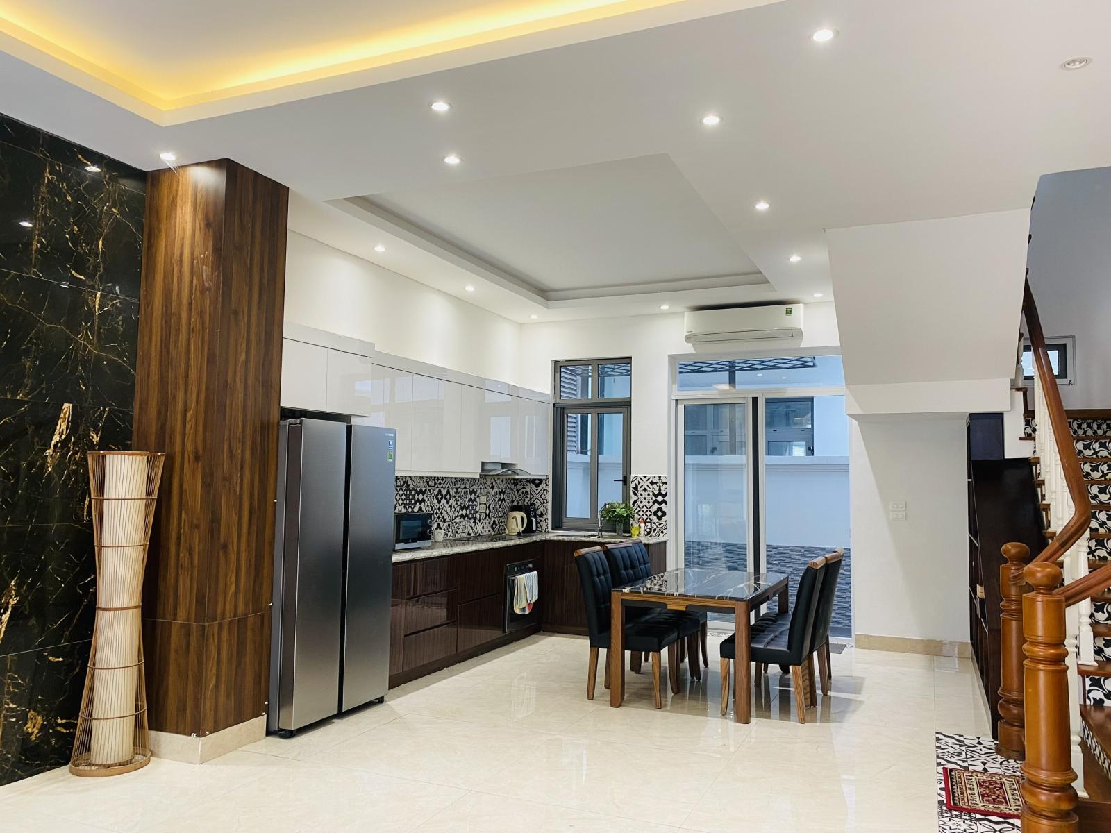 Chính chủ cho thuê liền kề Vinhomes The Harmony, đã hoàn thiện full nội thất, nhà mới 13331074