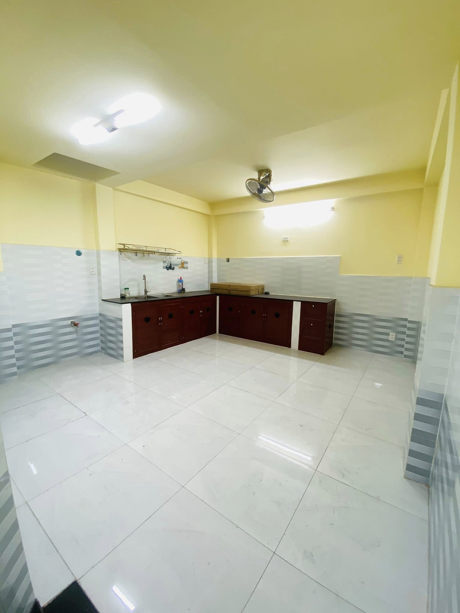 Nhà Mặt tiền Kinh Doanh khu Bàu Cát - Đồng Đen Tân Bình-Siêu rẻ nhỉnh 7 tỷ 0967229394 13332258