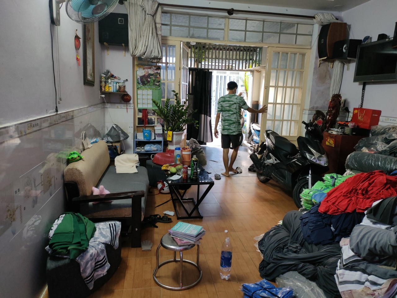 LÊ VĂN KHƯƠNG QUẬN 12 HXH 60M 1 LẦU, HXH ĐẬU TRONG NHÀ
Giá 4.6 TỶ. 13333214