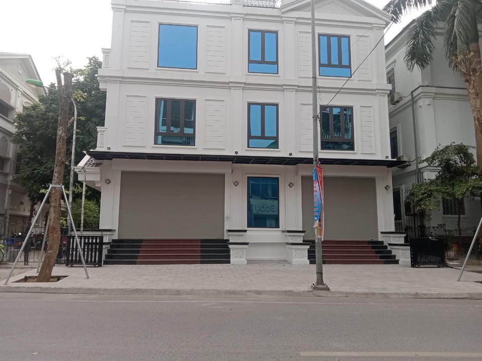 Chính chủ cho thuê mặt bằng kinh doanh đã hoàn thiện xong ( không cho thuê hàng ăn) 13333666