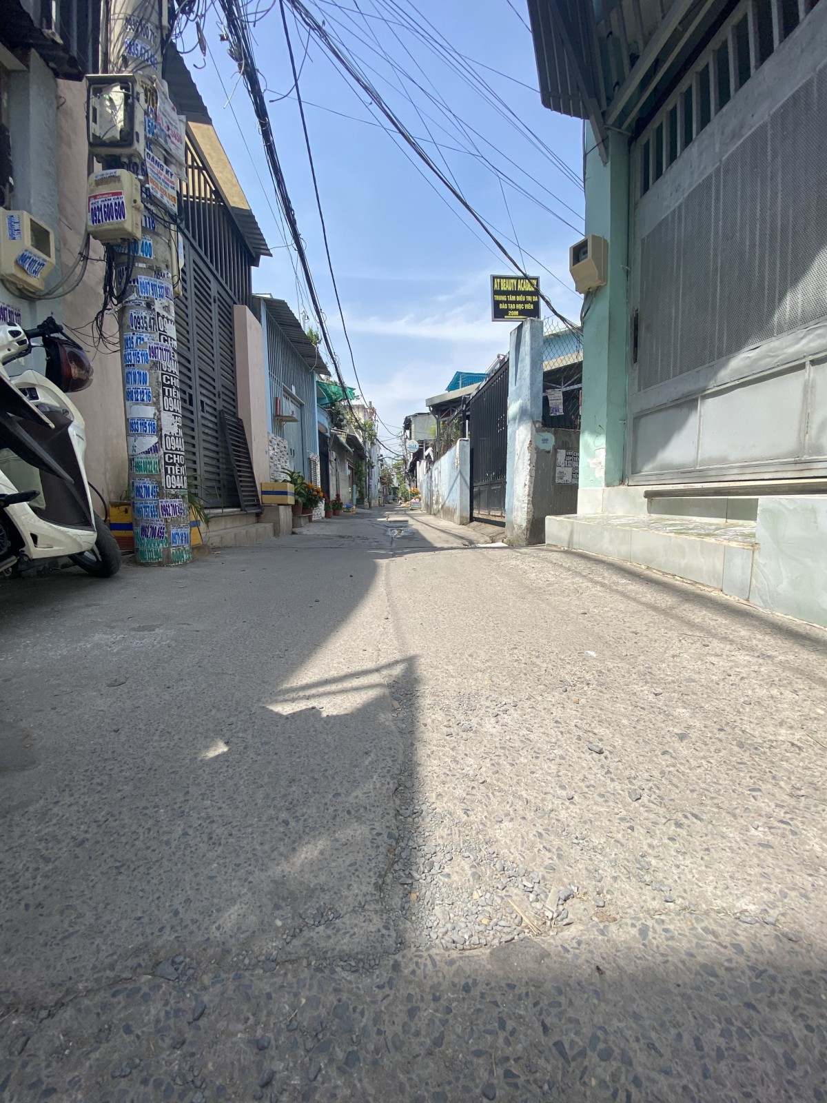 Bán Nhà Quận 12, Hẻm Xe Hơi đường Tô Ngọc Vân, Chỉ 3 Tỷ 5, 90M2, 3 Phòng Ngủ, gần QL1A. 13334477