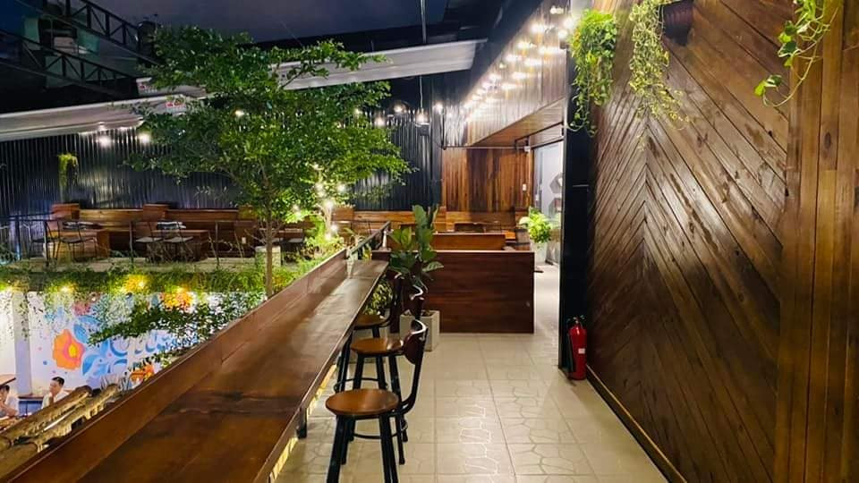 GIA ĐÌNH CẦN SANG NHƯỢNG NHÀ HÀNG BEER GARDEN & CAFE ACOUSTIC đang hoạt động ở quận Phú Nhuận 13341378