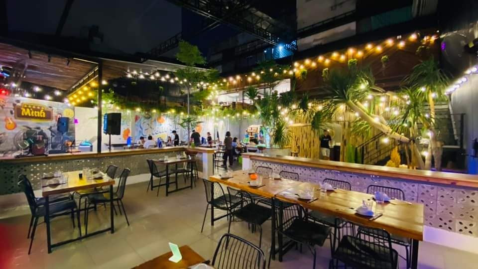 GIA ĐÌNH CẦN SANG NHƯỢNG NHÀ HÀNG BEER GARDEN & CAFE ACOUSTIC đang hoạt động ở quận Phú Nhuận 13341378