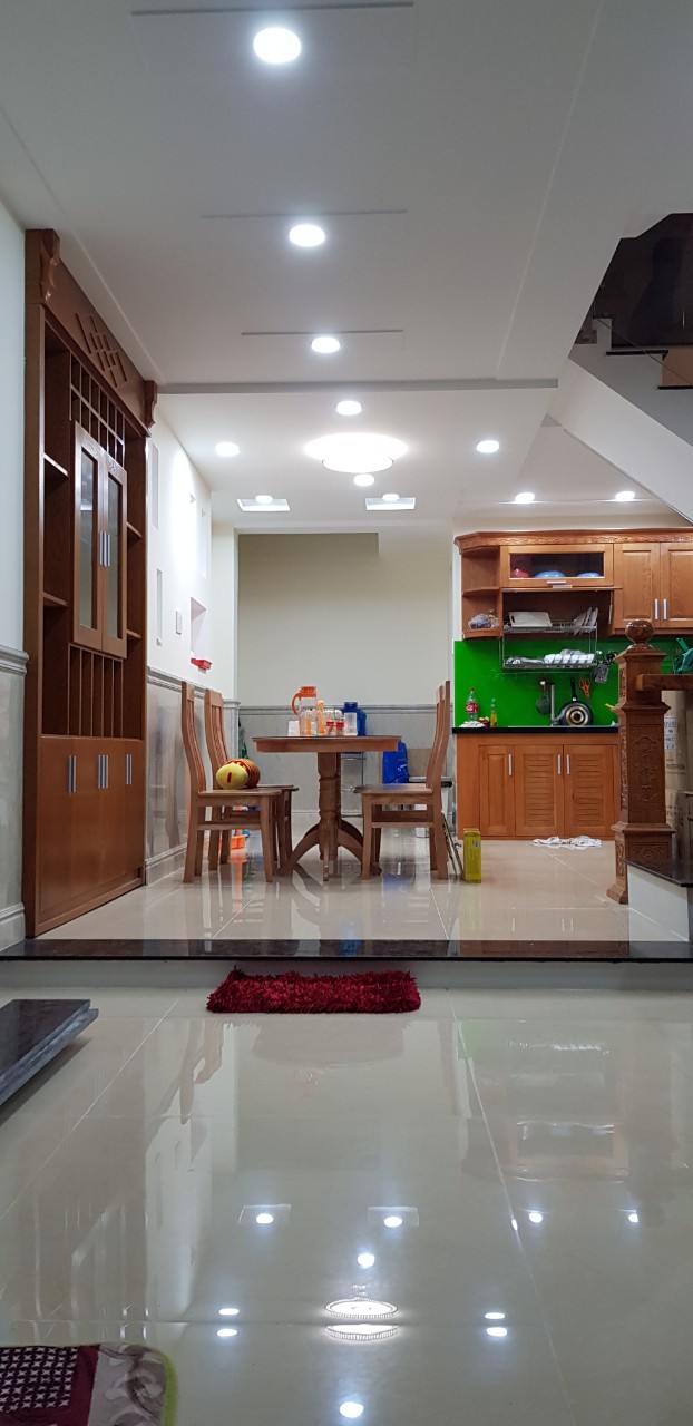 Nhà 4 Tầng 60m2 Hẻm Ô Tô Tô Ngoc Vân Q12 - 5 Tỷ 13344202