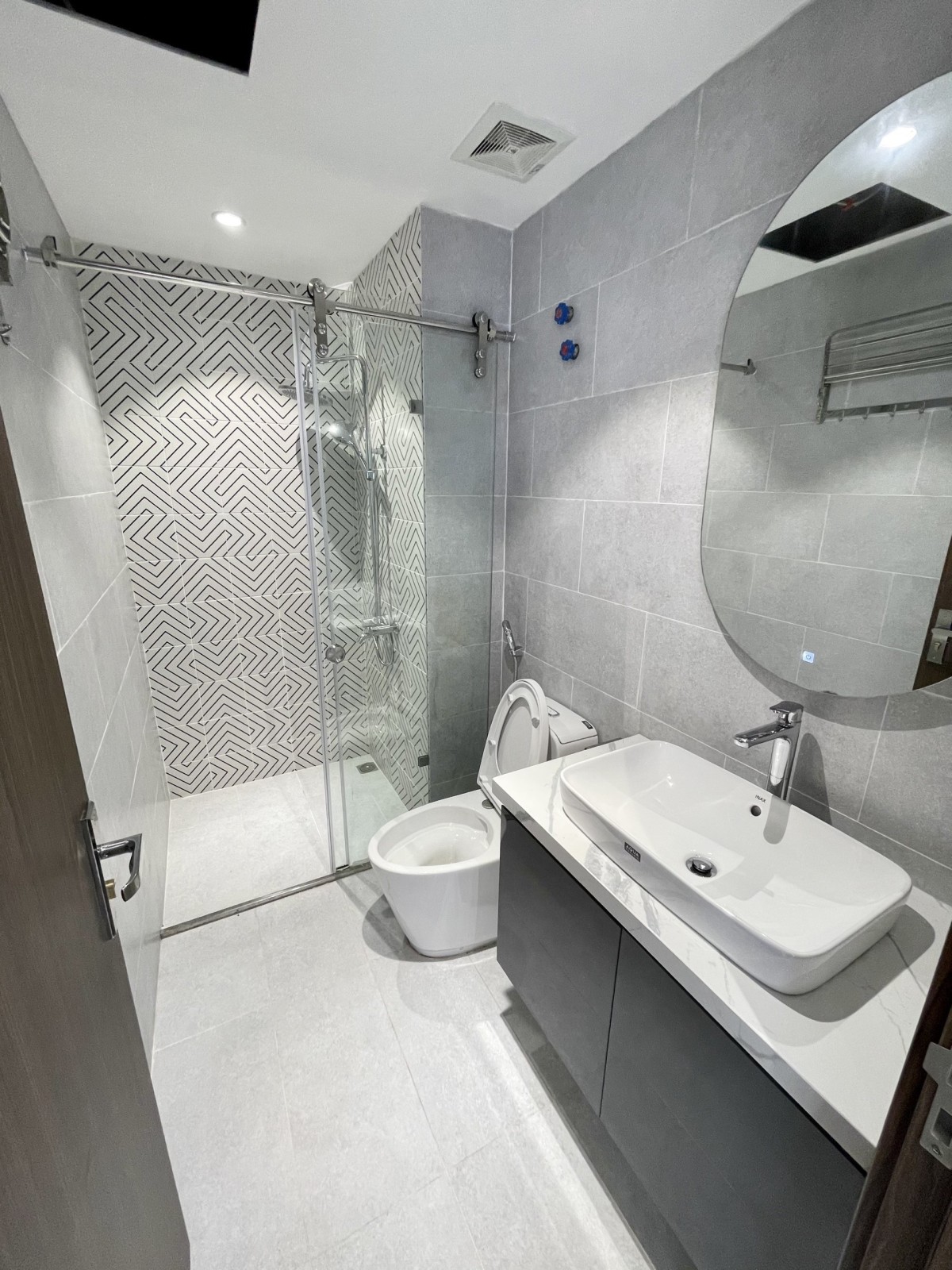 BÁN NHÀ PHÙNG CHÍ KIÊN, PHÂN LÔ,GARA 7 CHỖ , THANG MÁY
59 m 6 tầng 12,5 tỷ 13353424