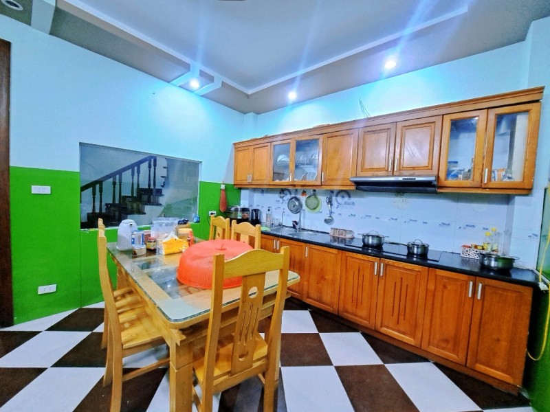 NHÀ THỤY PHƯƠNG- GARA Ô TÔ 7CHỖ-OTO TRÁNH-KINH DOANH VĂN PHÒNG  - MẶT TIỀN RỘNG- SÁT HỒ ĐIỀU HÒA 13357849