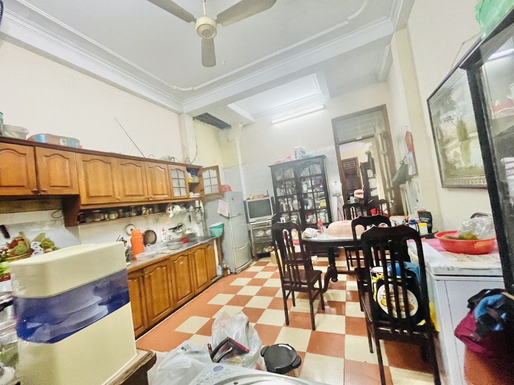 BÁN NHÀ HOÀNG QUỐC VIỆT  PHÂN LÔ Ô TÔ TRÁNH - Ô TÔ CHẠY VÒNG QUANH NHÀ 51M 4TẦNG 9.5TỶ 13363196