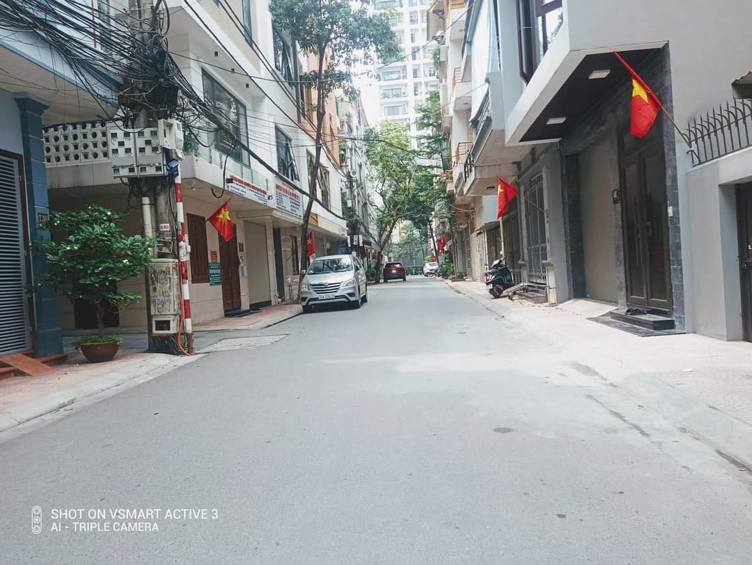 NHÀ PHÂN LÔ TỔNG CỤC II 105 XUÂN LA -OTÔ TRÁNH – KINH DOANH –NƠI NGHỈ NGƠI LÝ TƯỞNG 52M 5 TẦNG 10.9 13365730