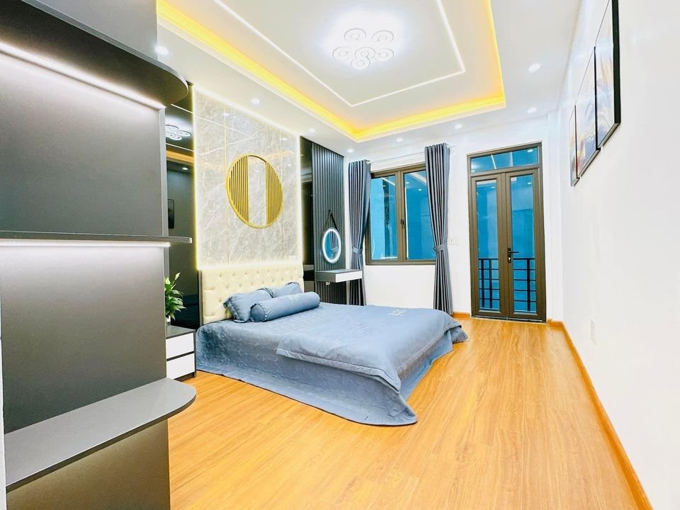 Bán nhà phố Võng Thị Tây Hồ 36/42m2 5tầng 4.8tỷ ngõ ôtô 0337628046 13368165