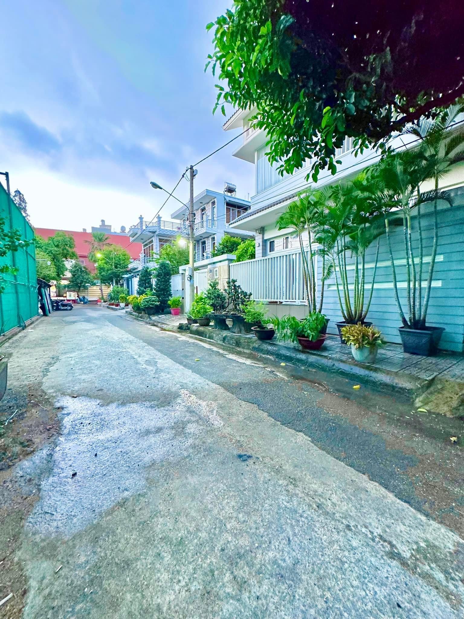 Bán nhà hẻm nhựa 7m Lê Minh Xuân - Lý Thường Kiệt, 4.3x17m, Cấp 4, giá 13.9 tỷ 13388970