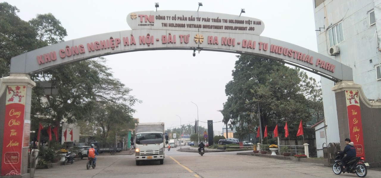 Chính chủ cho thuê kho nhập xuất hàng hóa mặt QL5 trong KCN Đài Tư quận Long Biên,Hà Nội 13391542