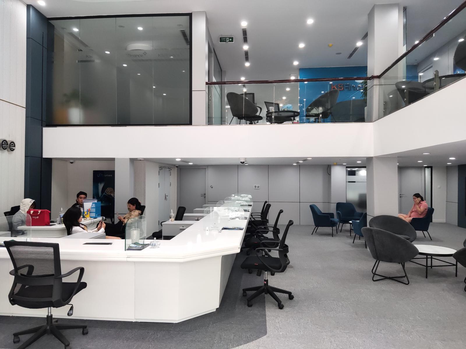 Cho thuê nhà mặt phố Kim Mã, tổng sàn 930m2 13406145