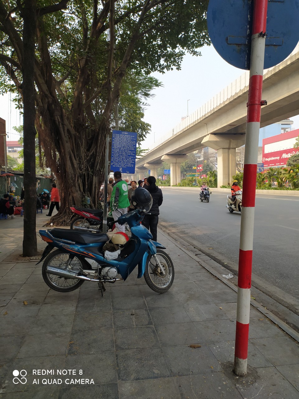 Cho thuê cửa hàng mặt đường Quang Trung, Hà Đông, cạnh bến xe bus 13411743