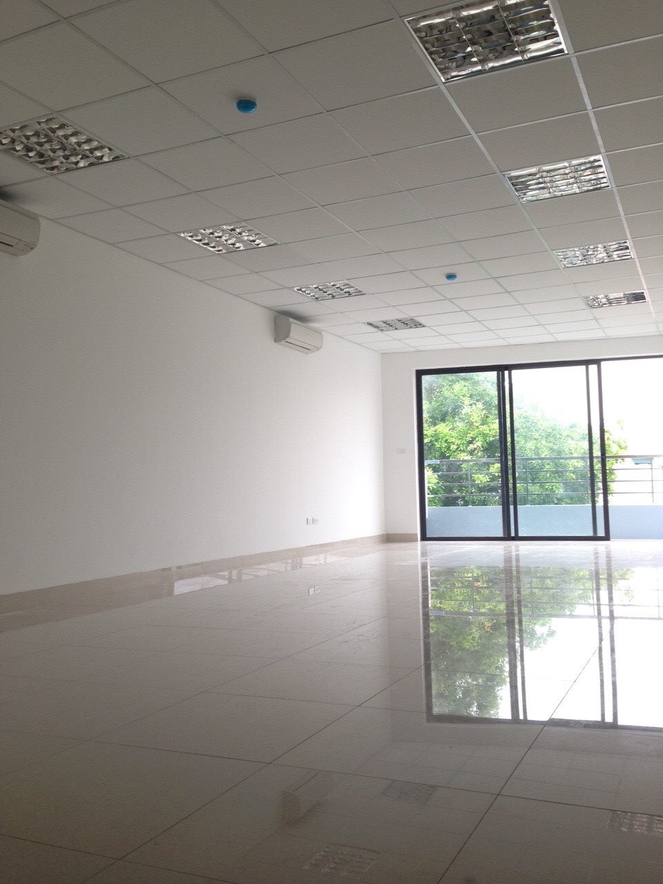 Cho thuê văn phòng, MBKD, cửa hàng DT 40m2, 50m2, 90m2 tại mặt phố Trần Xuân Soạn, Hà Nội 13413954