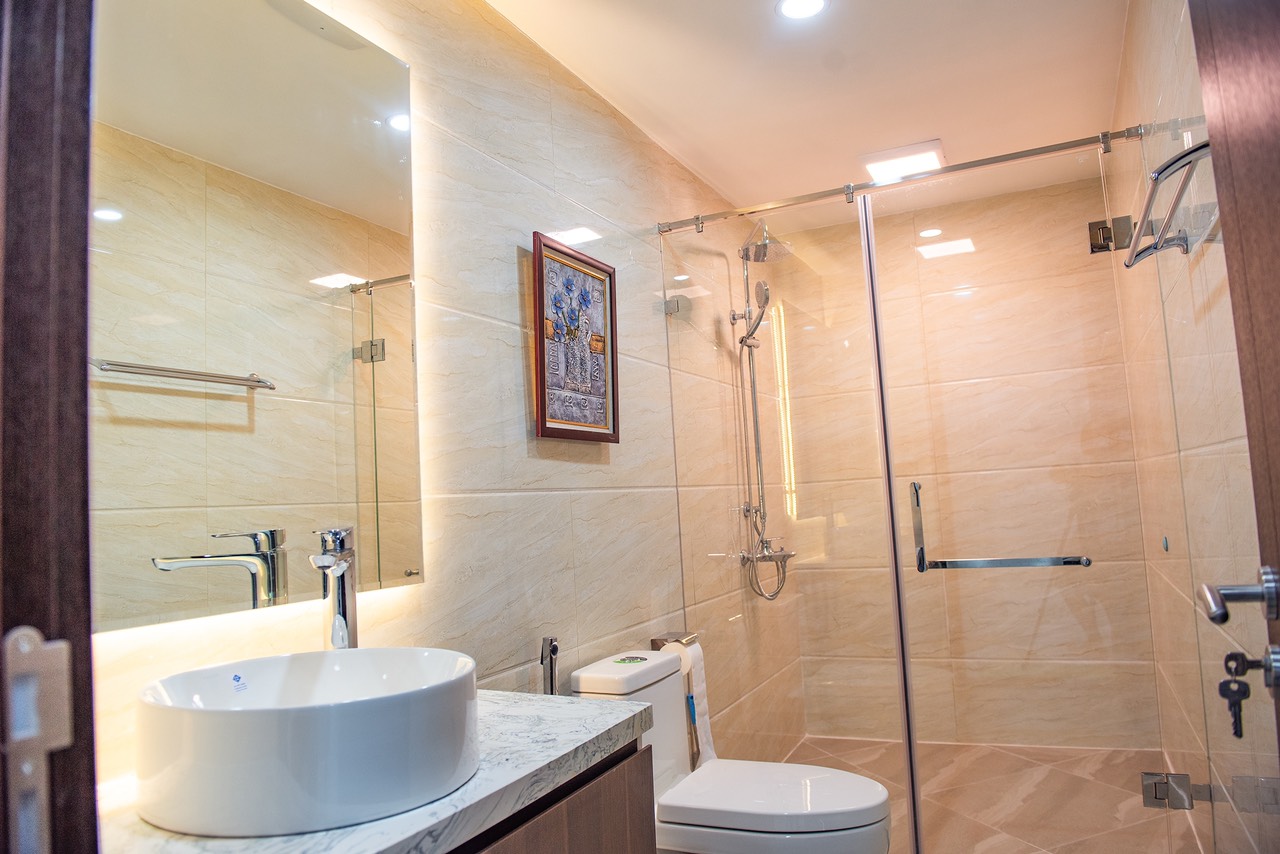 Chính chủ cần bán gấp CHCC A10 Nam Trung Yên tòa CT2 70m 2PN thoáng mát giá 2,850 tỷ 0961127399
 13419346