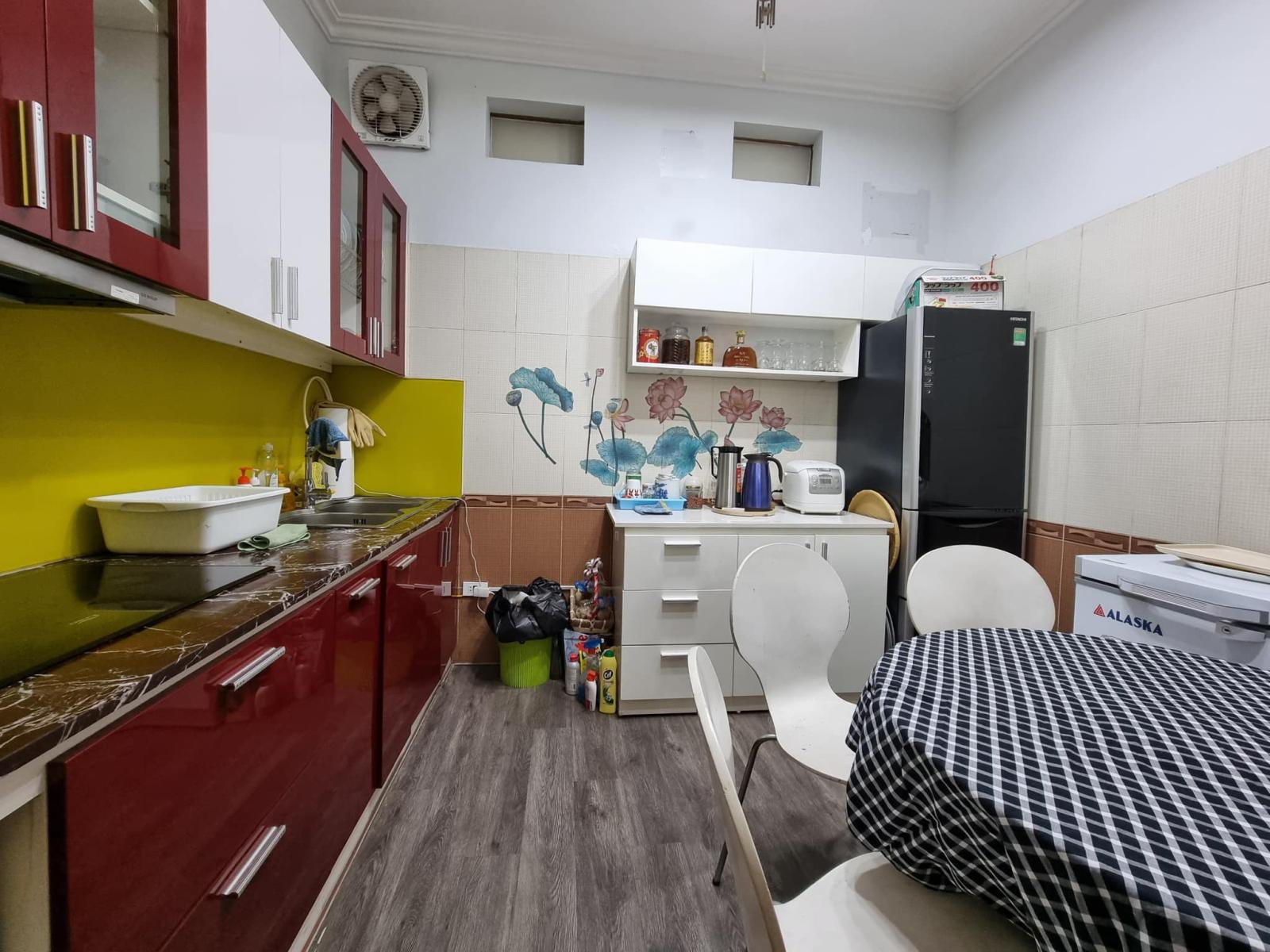 BÁN NHÀ LẠC LONG QUÂN - TRỊNH CÔNG SƠN- GẦN PHỐ -GẦN CV NƯỚC HỒ TÂY 52M 5TÂNG 8.0 TỶ 13420105