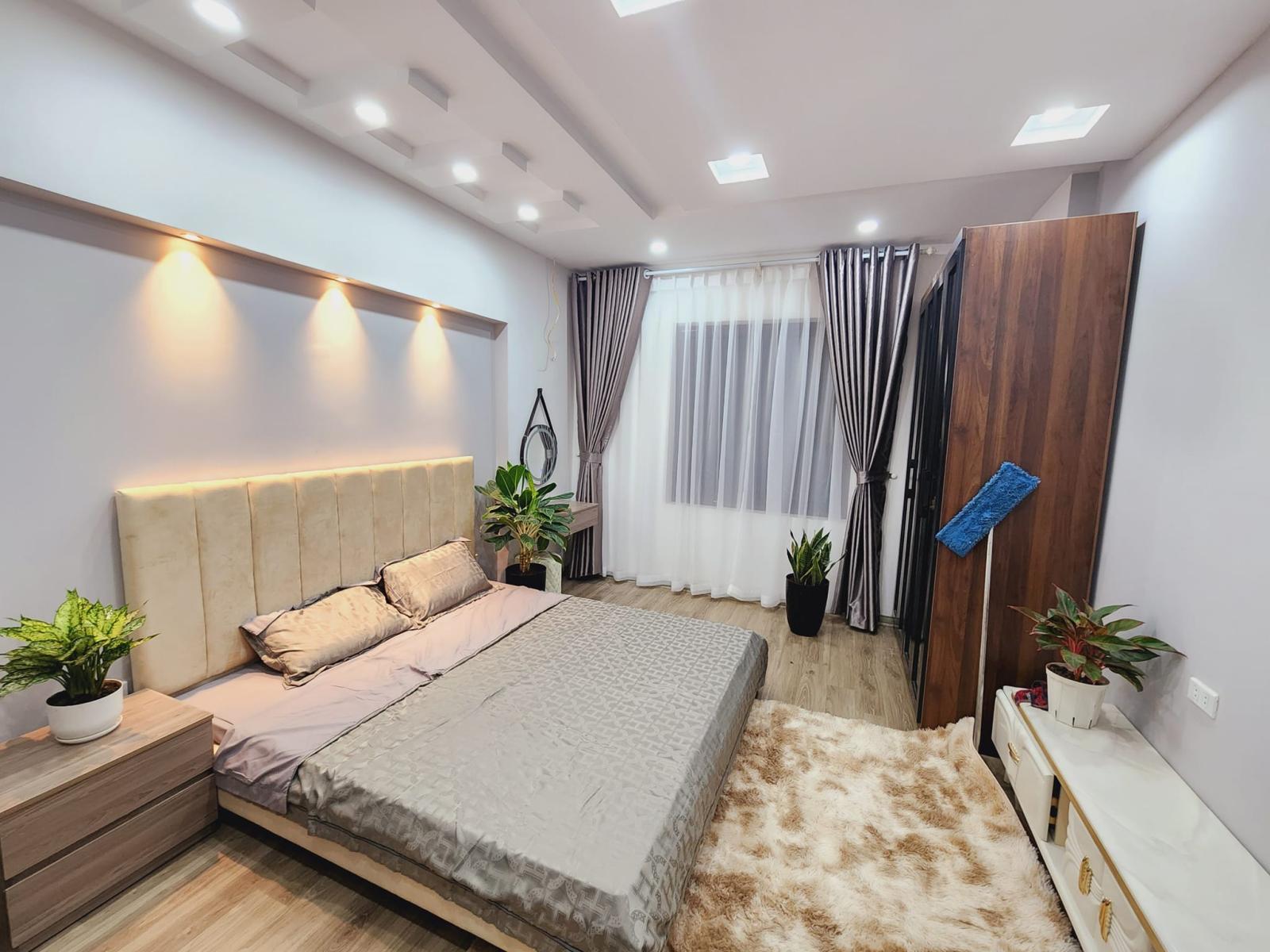 Bán nhà Nguyễn Đình Chiểu 70m Ô tô vào nhà 2 thoáng Kinh doanh Giá ngất 13420729