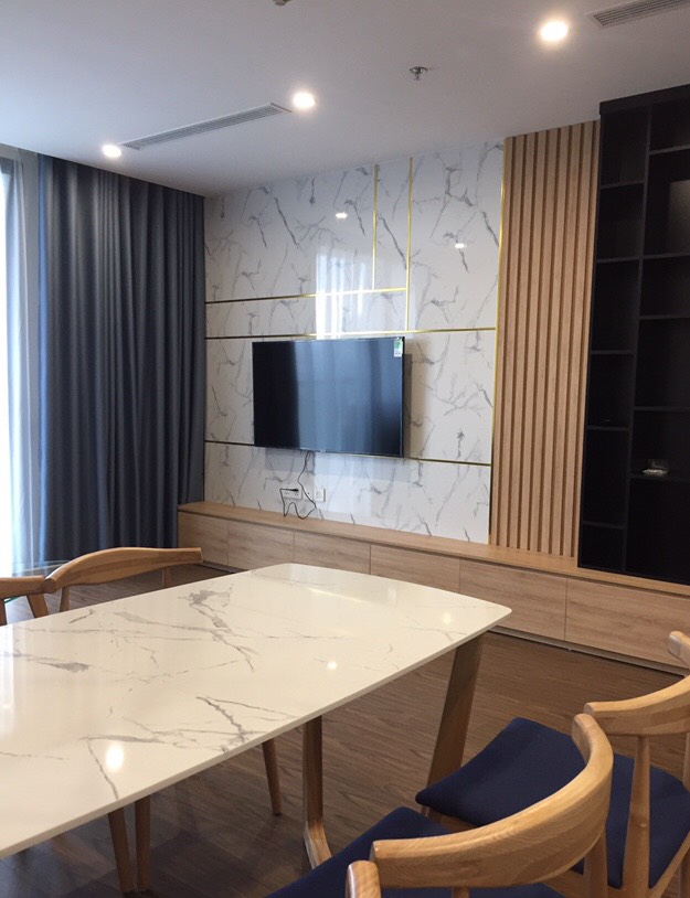 cho thuê căn 3PN full đồ nội thất đẹp vinhomes West Point Phạm Hùng giá 23tr vào luôn 13423710