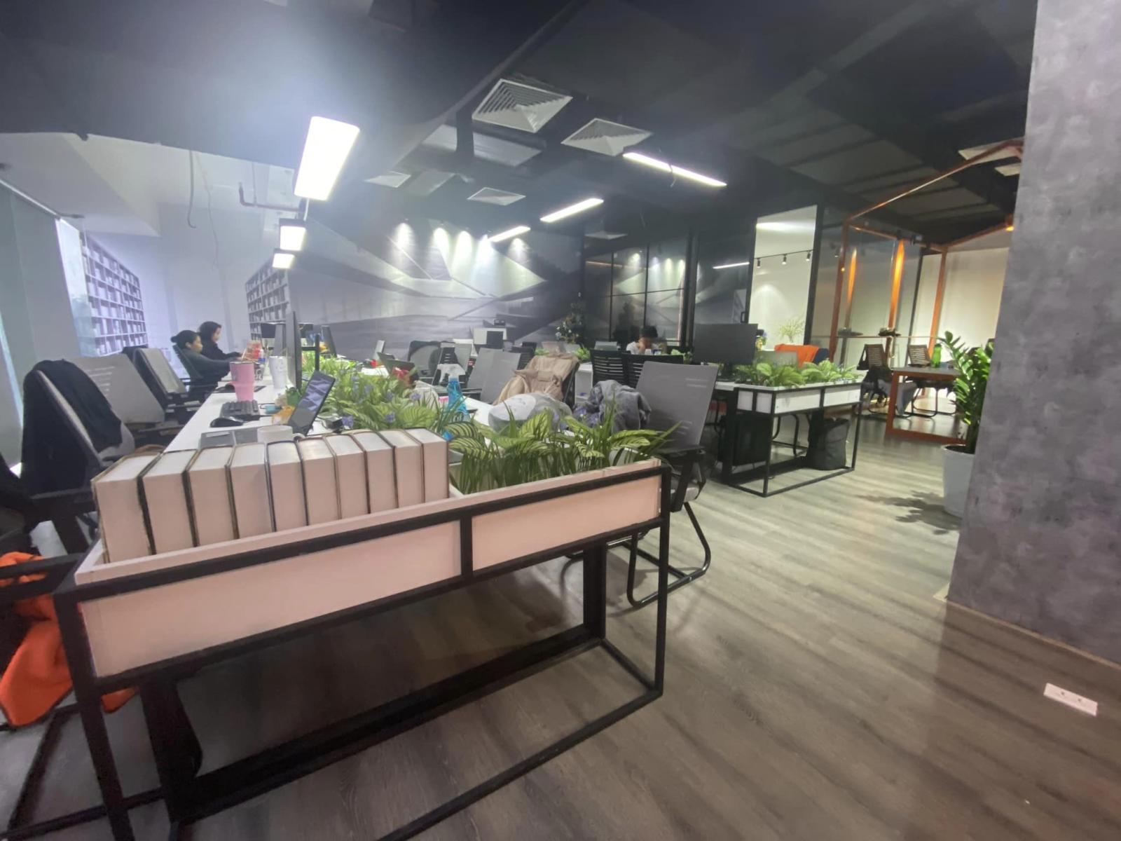 SIÊU PHẨM Tòa Building phố Trần Hữu Dực 100m2, 9T, MT 6m vỉa hè đá bóng, giá 28 tỷ
 13423836