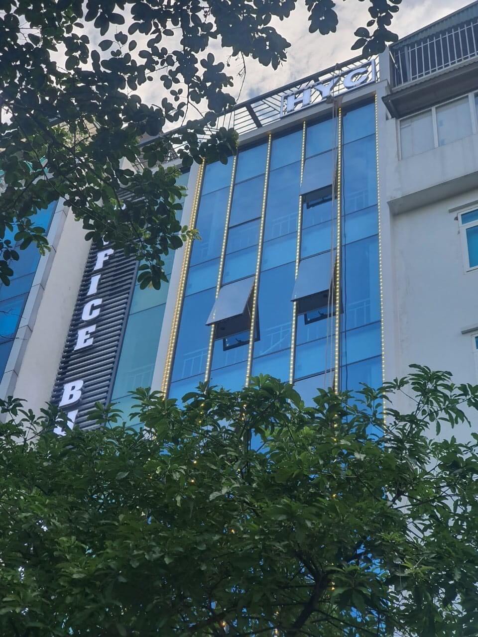 Bán toà VP,Khu Mỹ đình 1,DT 87m x8tầng, MT 7,4.Giá 27,4 tỷ. LH: 0989129838 13426721