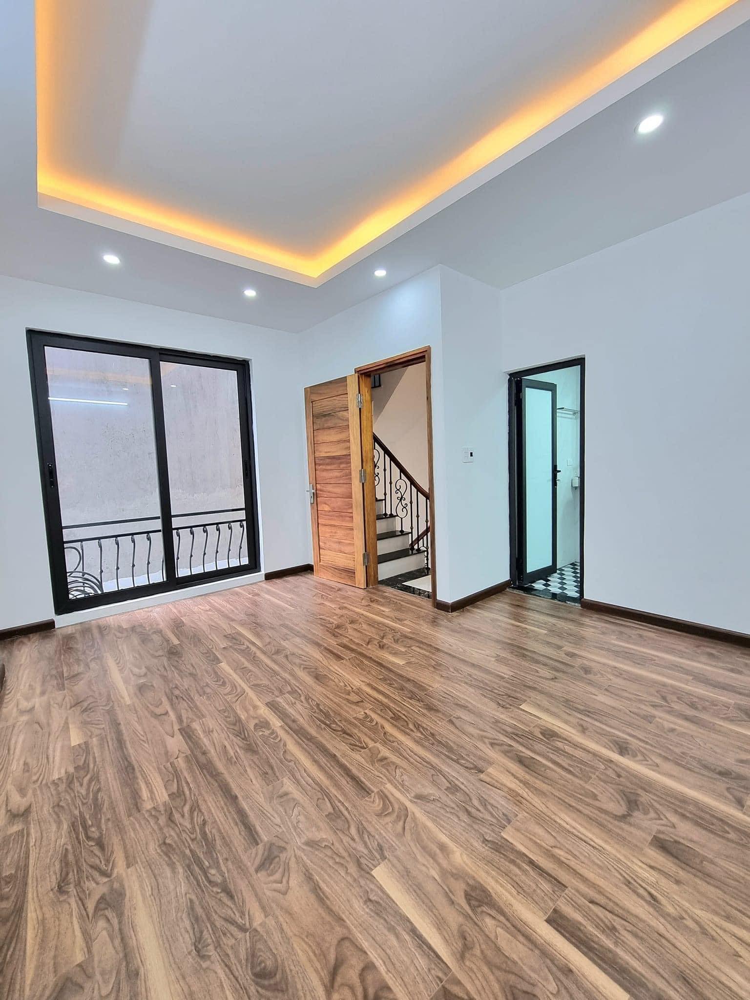 NGÕ 22 TÔN THẤT TÙNG - GẦN Ô TÔ -NHÀ MỚI CỨNG – ĐI BỘ RA BỆNH VIỆN ĐH Y 13444499