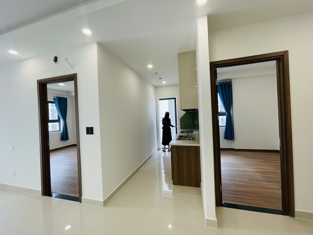 CHO THUÊ CĂN GÓC 2PN Q7 RIVERSIDE 8TR. 13454282