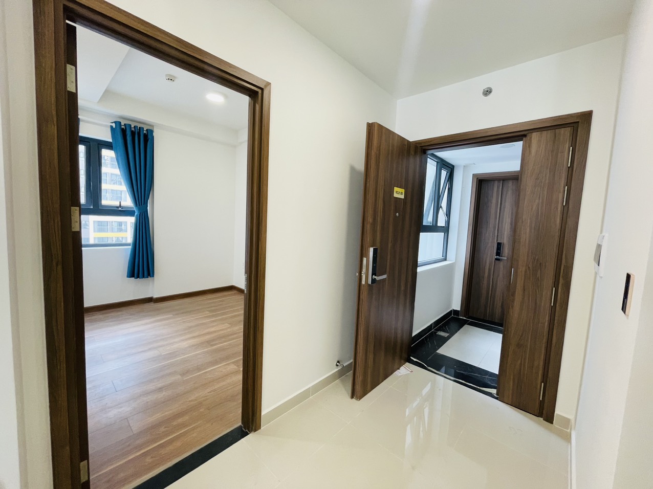 CHO THUÊ CĂN GÓC 2PN Q7 RIVERSIDE 8TR. 13454282