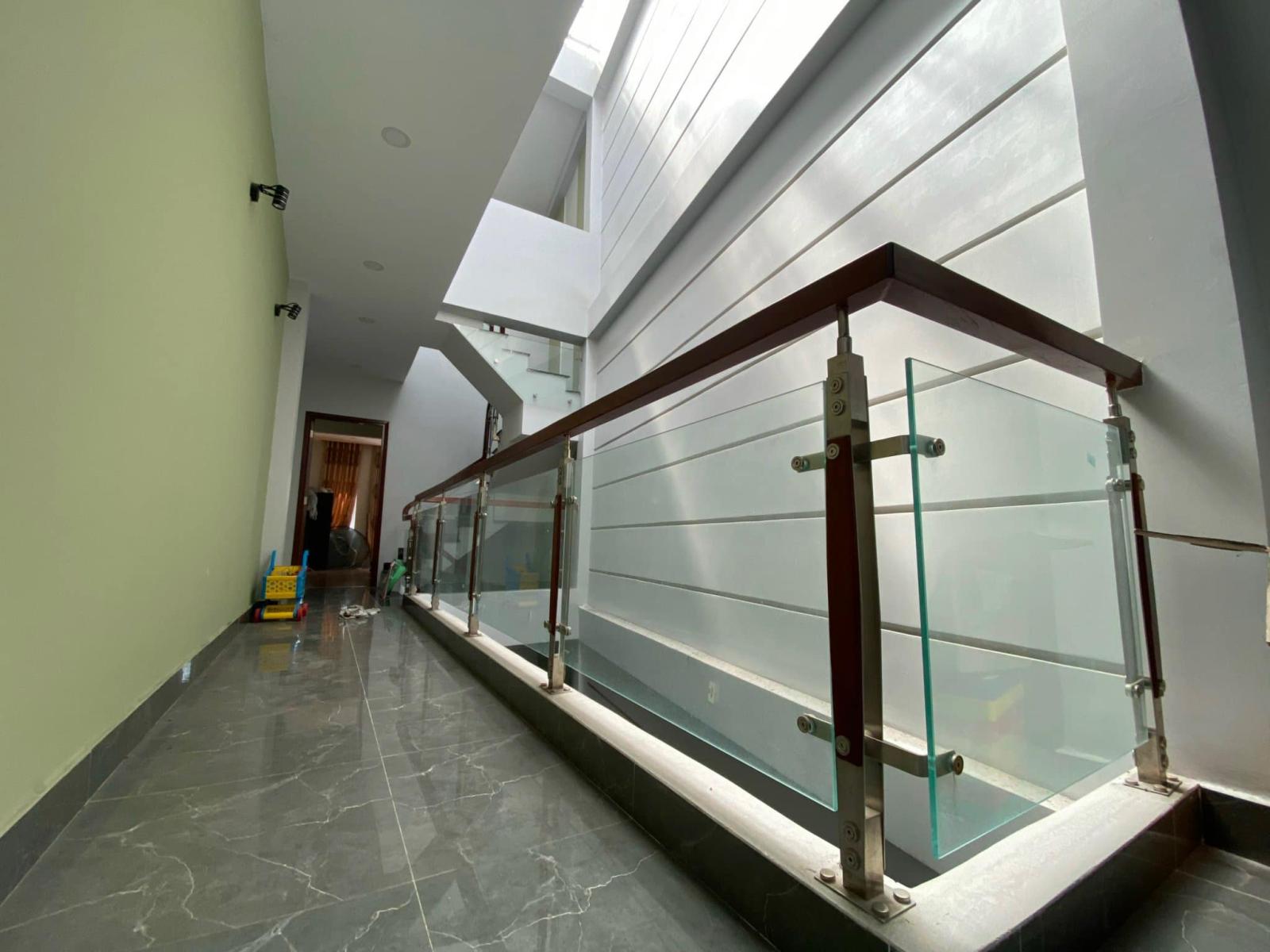 KẸT TIỀN CẦN BÁN NHÀ ĐƯỜNG TRẦN THỊ TRỌNG(CỐNG LỞ CŨ)- TÂN BÌNH- NHÀ 4 TẦNG ĐẸP LUNG LINH- 94M2- XE 13457446