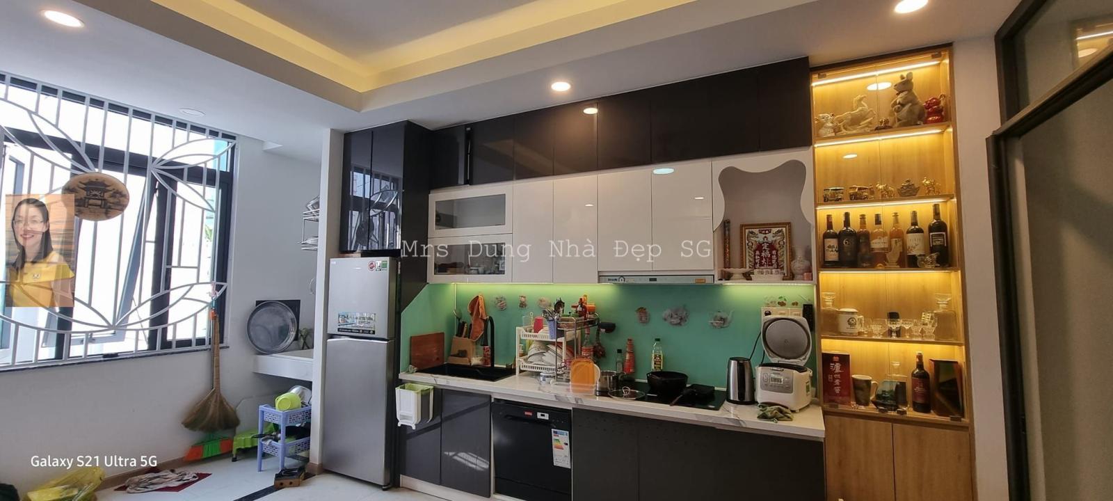 Nhà MTKD ngay sân bay, 95m2, ngang to 4.2m, 4 lầu Nguyễn Văn Công, tiềm năng, 18 tỷ 13460817