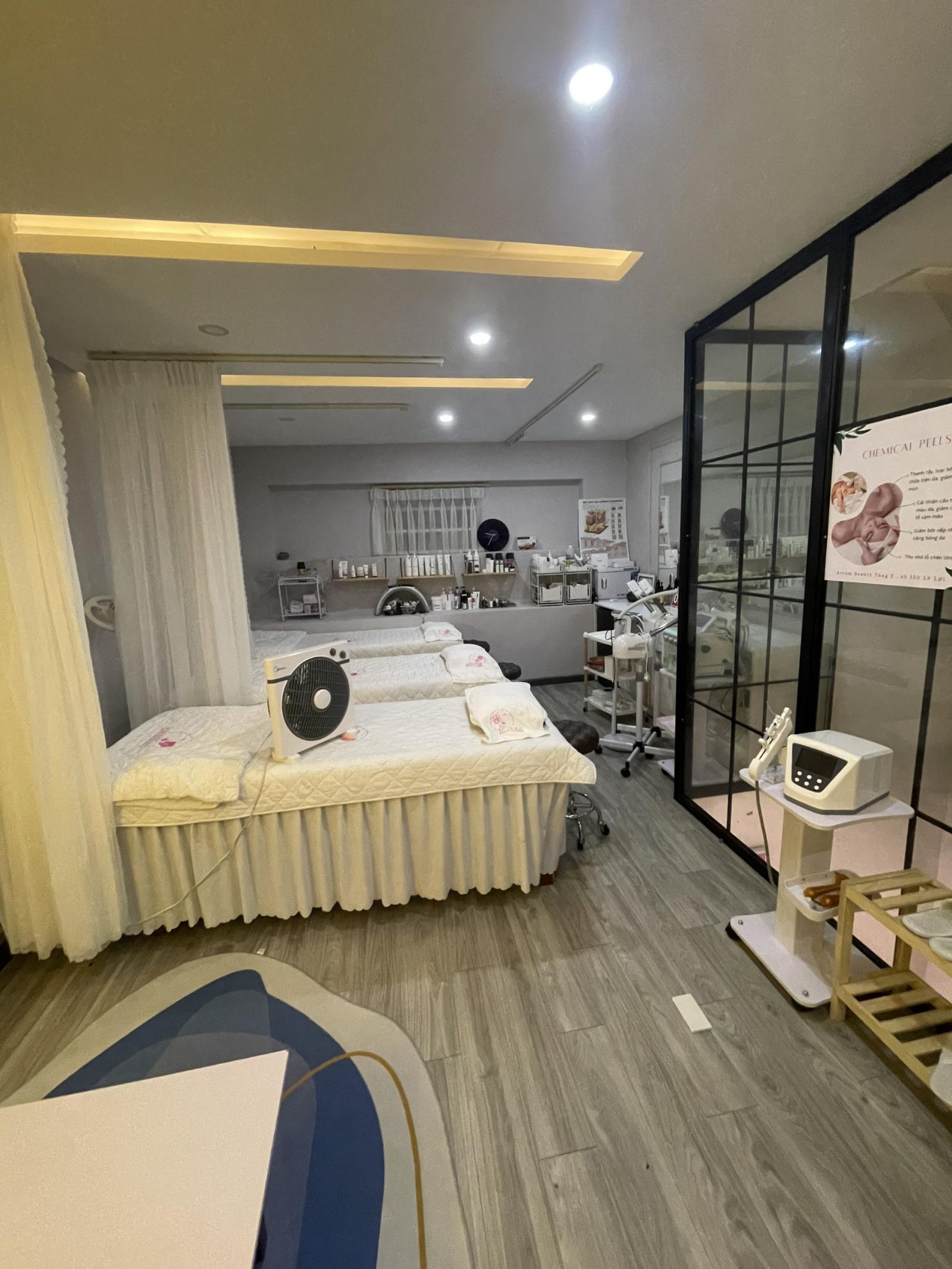 SANG NHƯỢNG CỬA HÀNG SPA 13463736