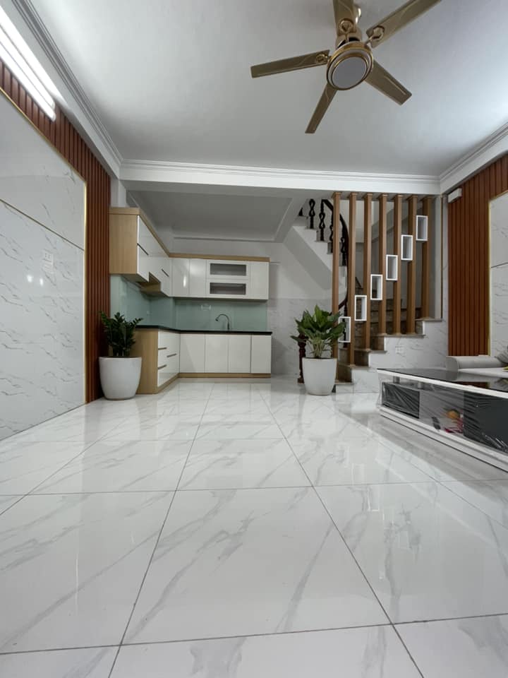 BÁN NHÀ VĨNH HƯNG 30M2 X 4T, GẦN OTO, NHÀ KCBT ĐẸP Ở LUÔN, GIÁ HIẾM CÓ 13467998