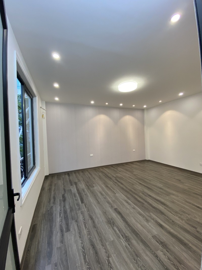 Nhà đẹp, lô góc 2 mặt tiền, ngõ ô tô, phố Hồng Tiến, DT 65m2 x 4T, MT 5.2m, nhỉnh 11 tỷ. 13468565